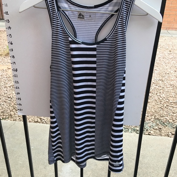RBX black and white size medium gym tank - Picture 4 of 6